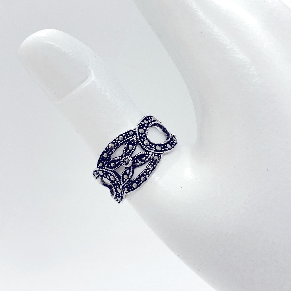 925 Sterling Silver Ring ⛓